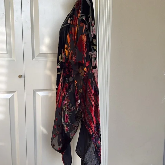 𝅺anthropologie Floreat Multicolor Burnout Velvet Cape Shawl Sheer - Picture 5 of 8
